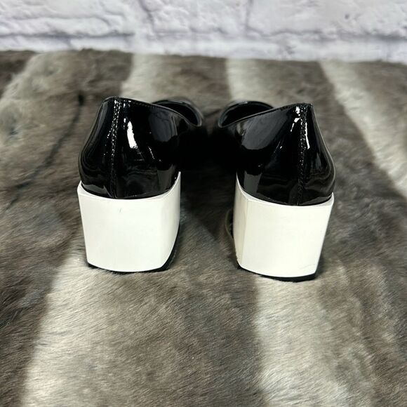 Brand new and unworn - Picture 5 of 10